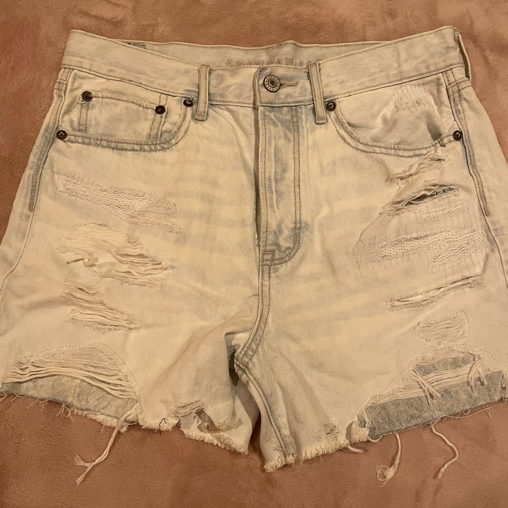American Eagle Button Up high waisted shorts
